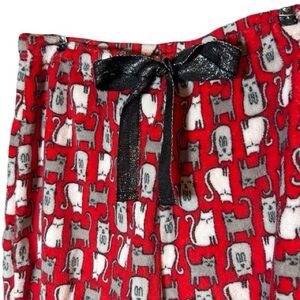 Pillow Talk Red Fleece Pajama Pants Women’s Size L Allover Cat Print NWT Soft